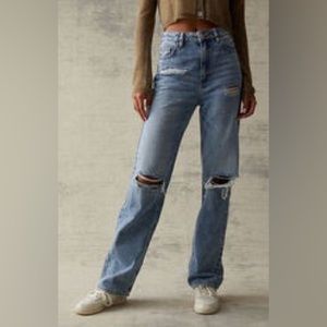 PacSun High Waisted Ripped Boyfriend Jeans